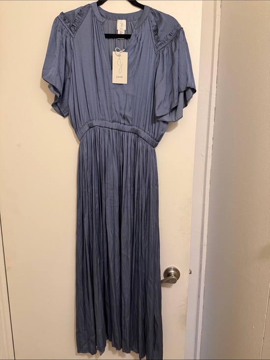 Dresses & Skirts - NWT Joie Dress